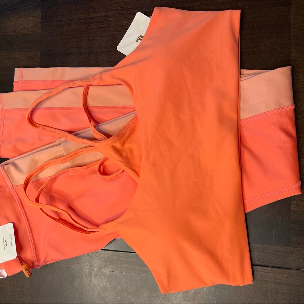 - Fabletics outfit NWT (M/L)